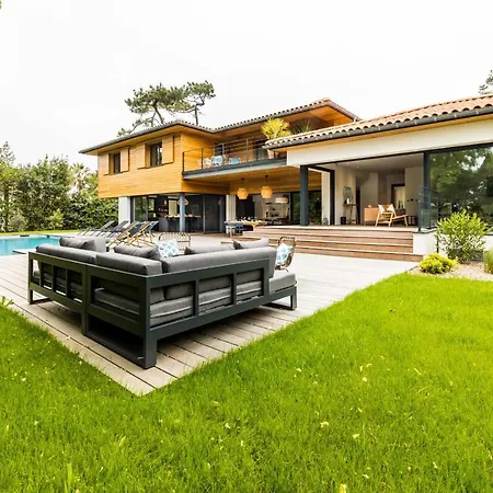 Villa Izarra Keyweek 5 Bedrooms With Heated Pool Chiberta Anglet